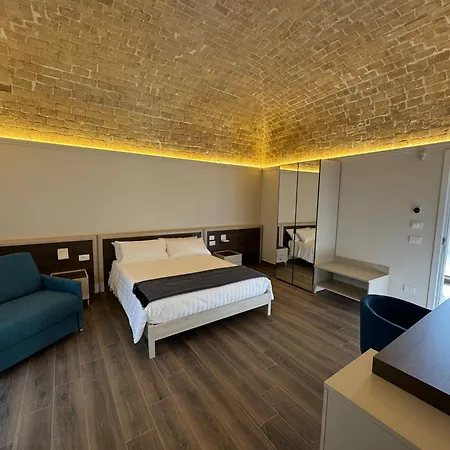 Palazzo Croghan Couette-café Torre Maggiore