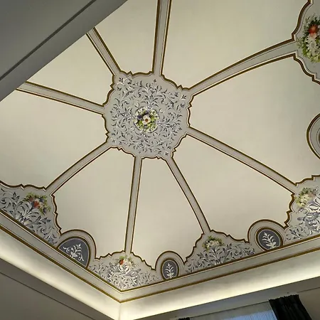 Palazzo Croghan Bed & Breakfast