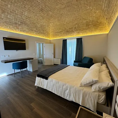 Palazzo Croghan * Torre Maggiore